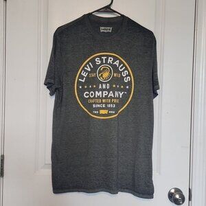 Levi's short sleeve t-shirt size large